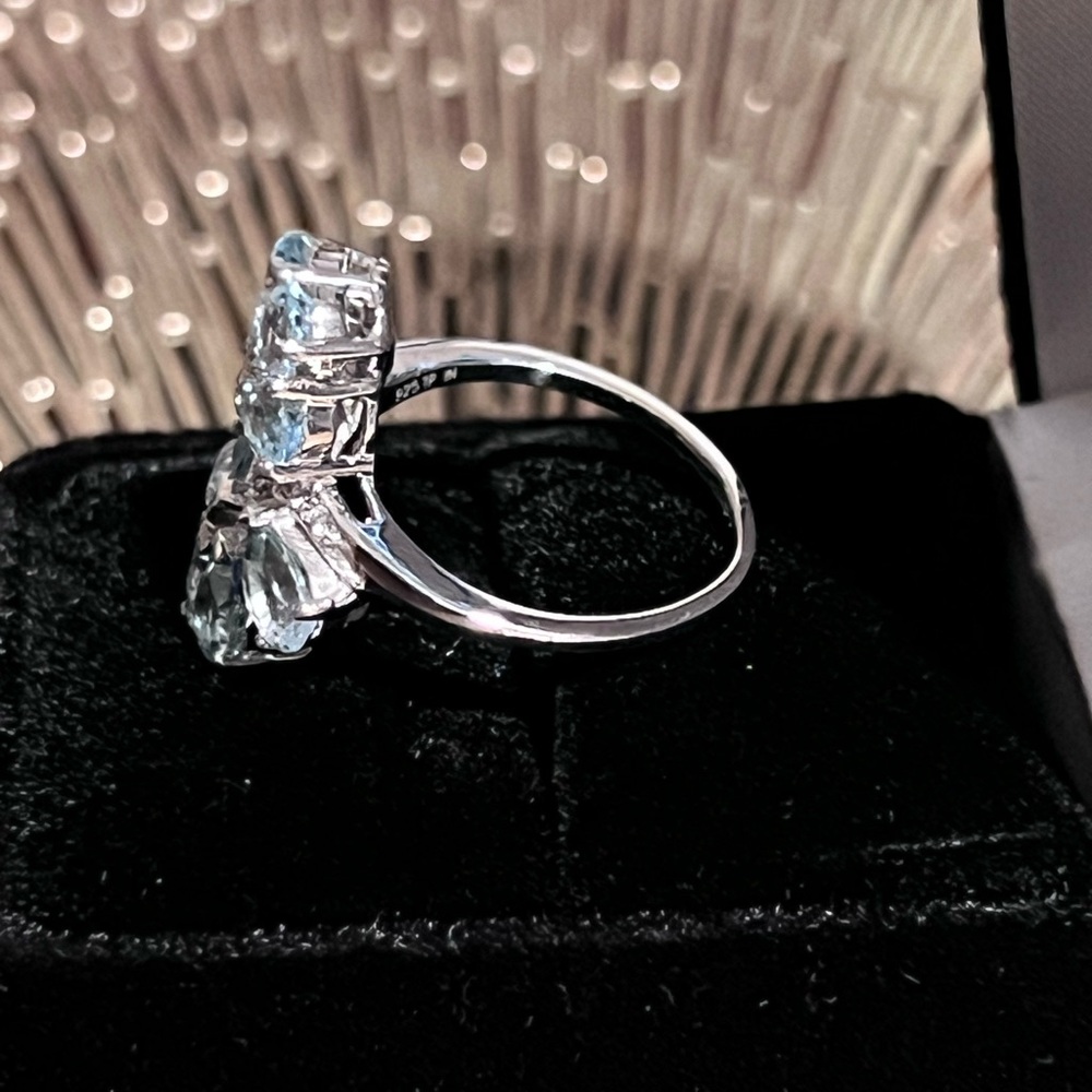 3.92CT Pear Cut Topaz And 0.28CT Round Cut White Topaz 925 Sterling Silver Ring - Picture 2 of 9